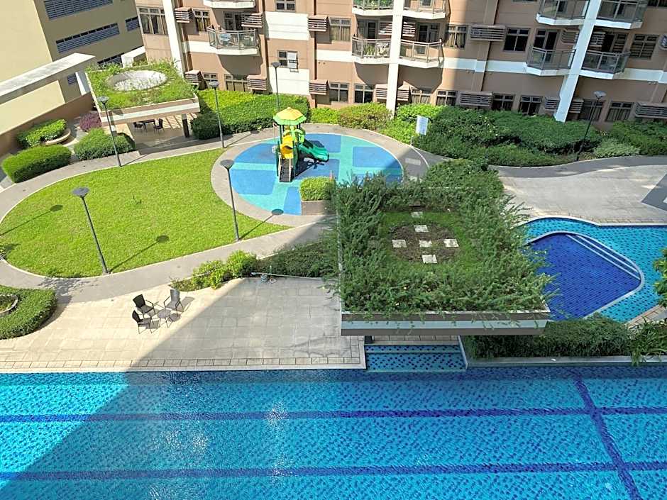 Le 10 The Radiance Manila Bay