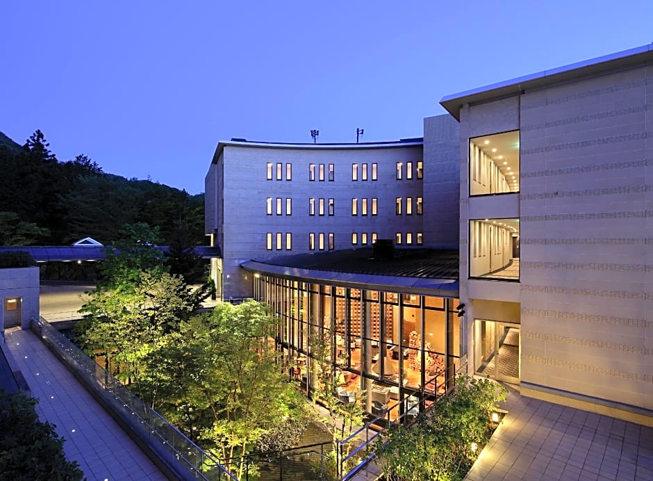 Hyatt Regency Hakone Resort And Spa