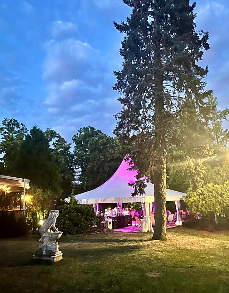 Parkhotel Schillerhain