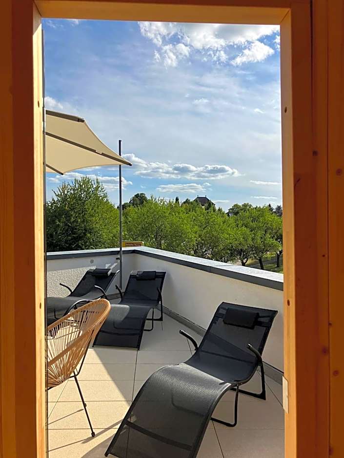 Amelie No 3 Hotel & Appartements