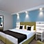 Peine Salzgitter Hotel by Belvilla