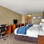 Comfort Inn & Suites Pittsburg KS