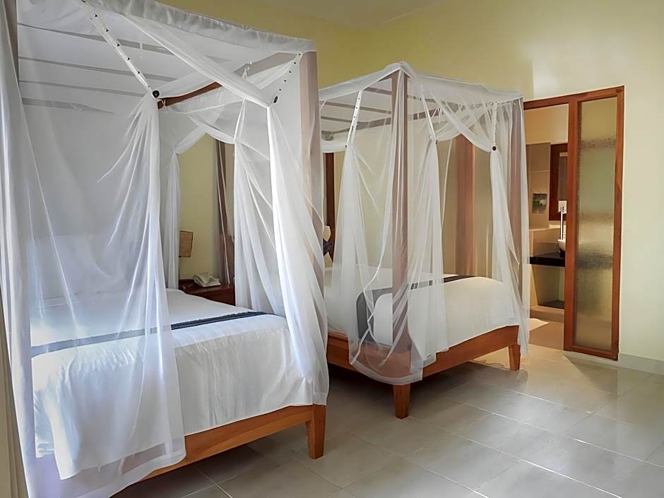 Puri Sari Beach Hotel