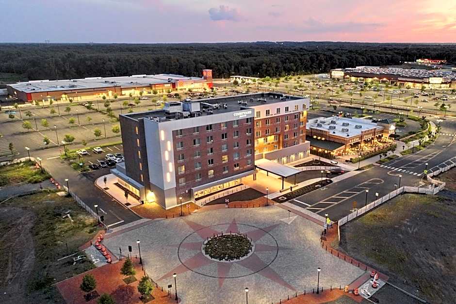 Courtyard by Marriott North Brunswick