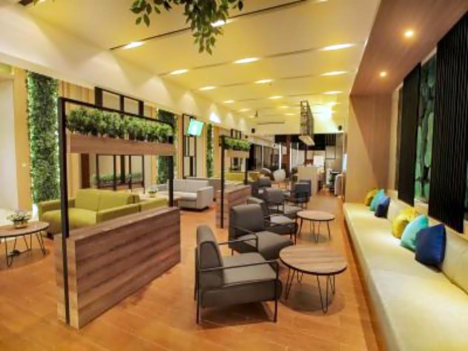 Montana Premier Senggigi