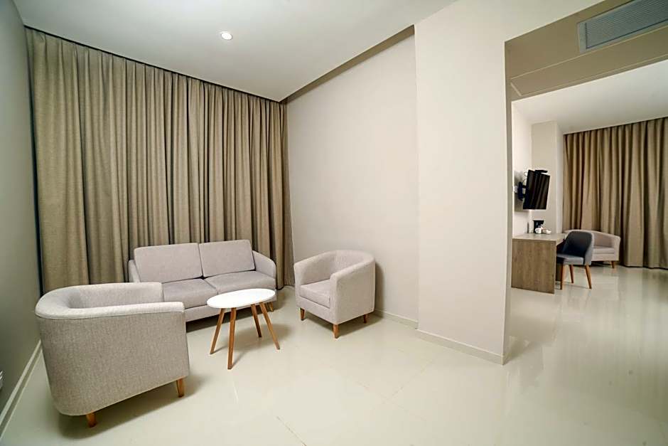 Hotel Dorado Plaza Alto Prado