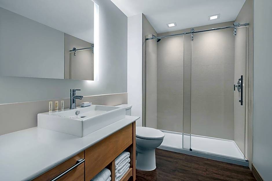 Element Tampa Midtown