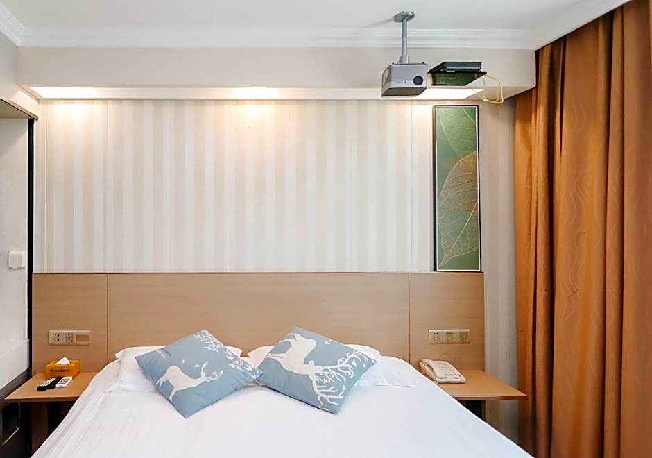 GreenTree Inn Zhenjiang Center Street No.1 Peoples Hospital Express Hotel