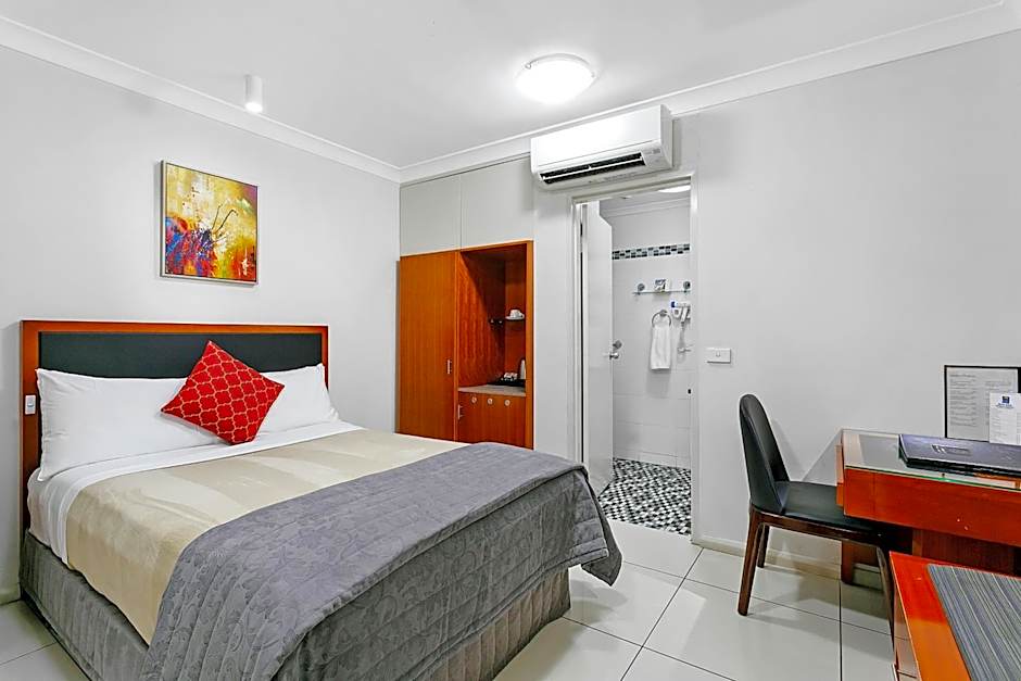 Comfort Inn & Suites Burwood