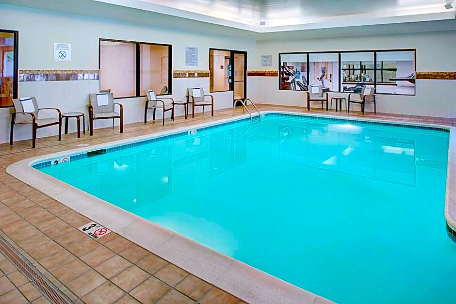 Courtyard by Marriott Richmond Airport