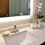 Holiday Inn Express & Suites West Melbourne By IHG