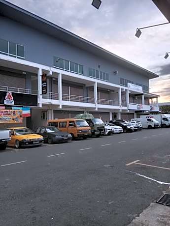 OYO HOME 90671 Dd Rest House