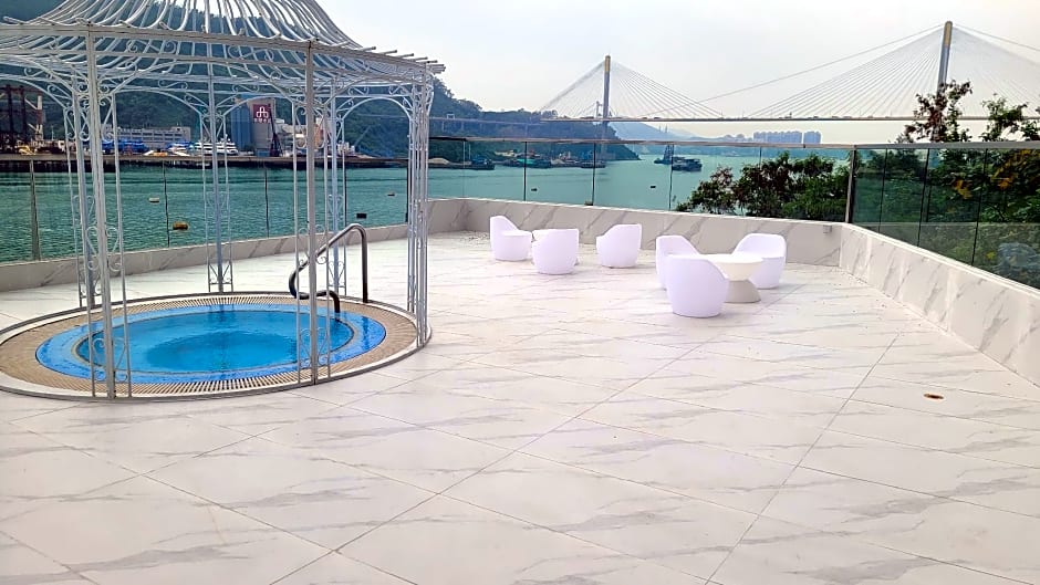 Grand Bay View Hotel & Resort