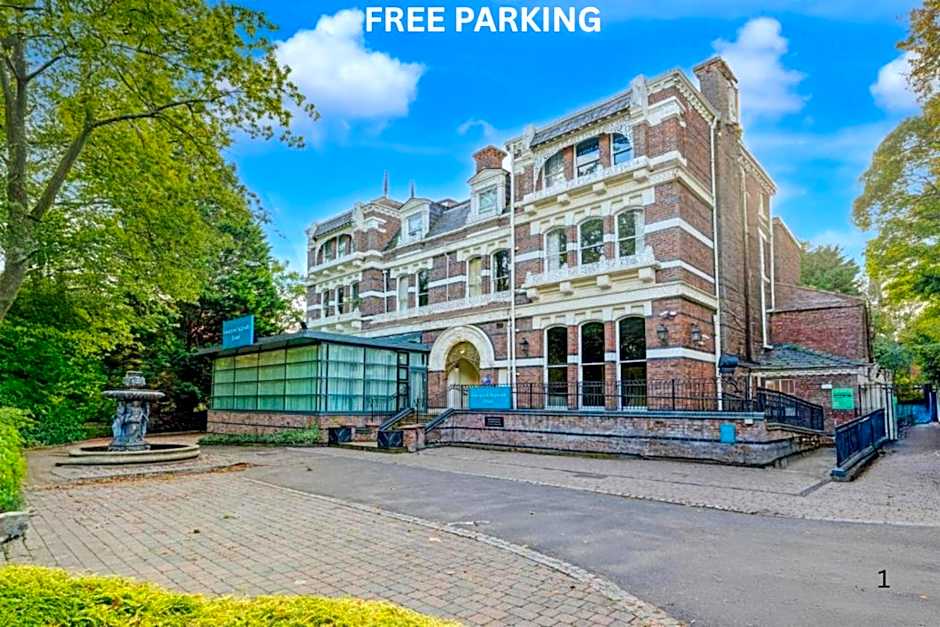 Photo 1 of 50 of Liverpool Aigburth Hotel By Belvilla