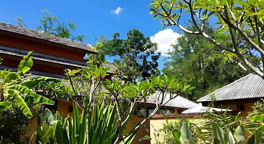 Aroma Pai Spa Hotel