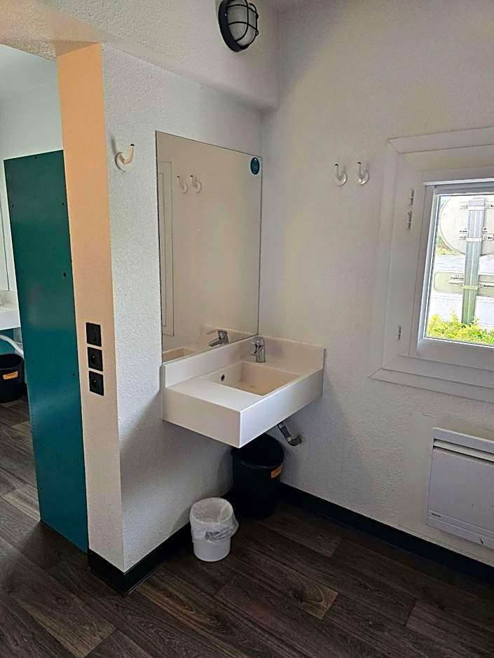 HotelF1 Marseille Provence