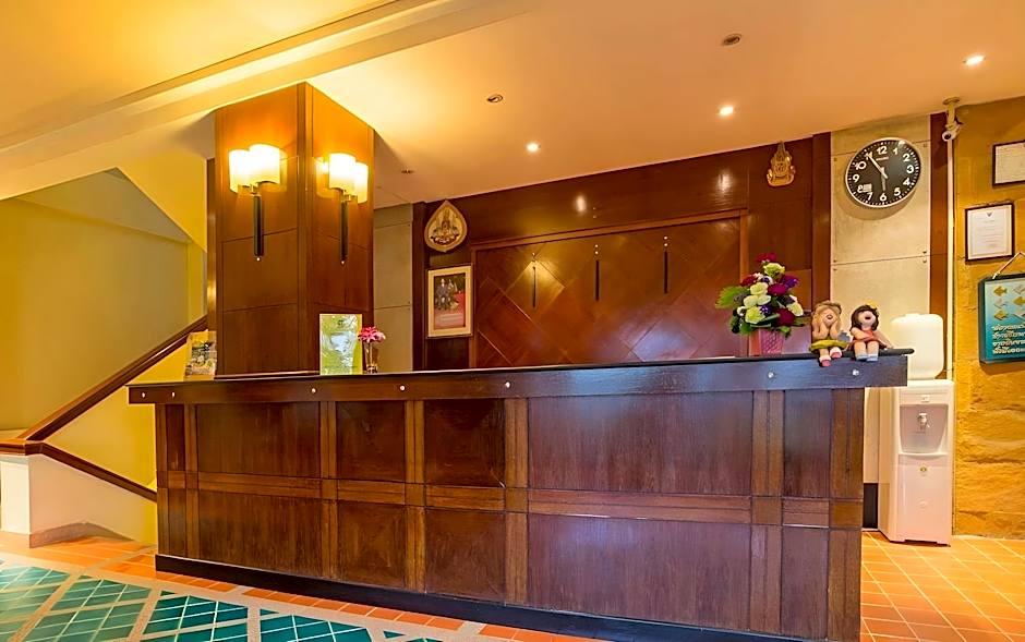 Krabi City Seaview Hotel