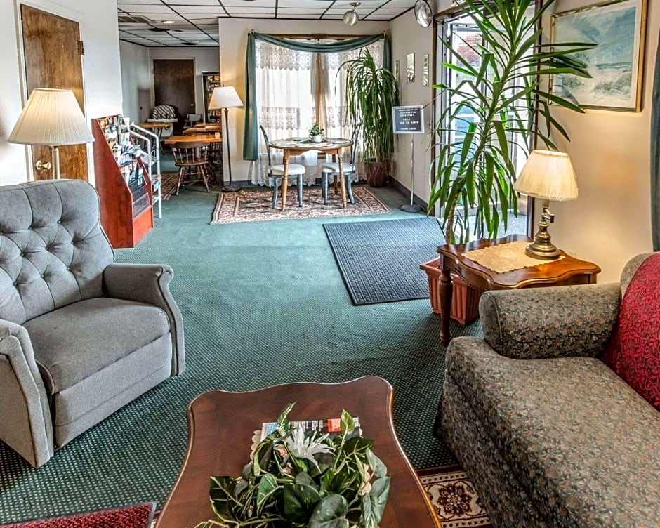 Econo Lodge Altoona I-99