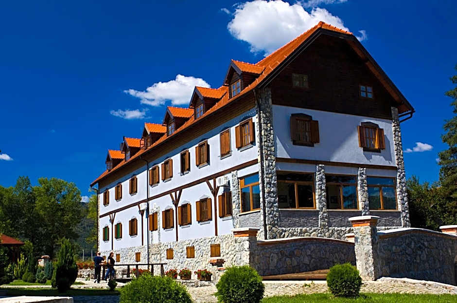 Hotel Gacka