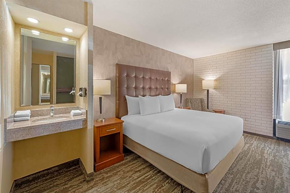 Drury Inn & Suites Birmingham Grandview