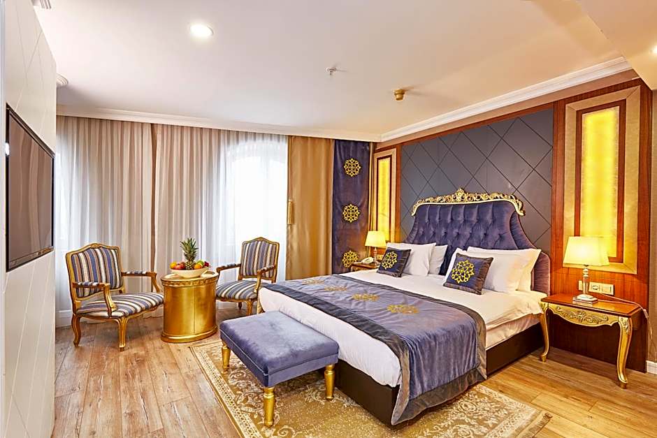 Photo 1 of 7 of Luxury Suite