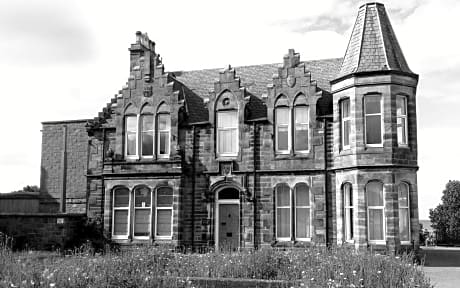 Struan House