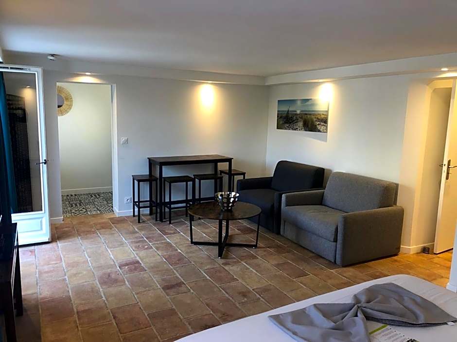 Hôtel du Bord de Mer "Le Vanillé"