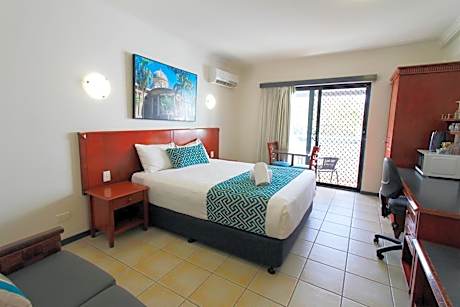 Coffee House Apartment Motel