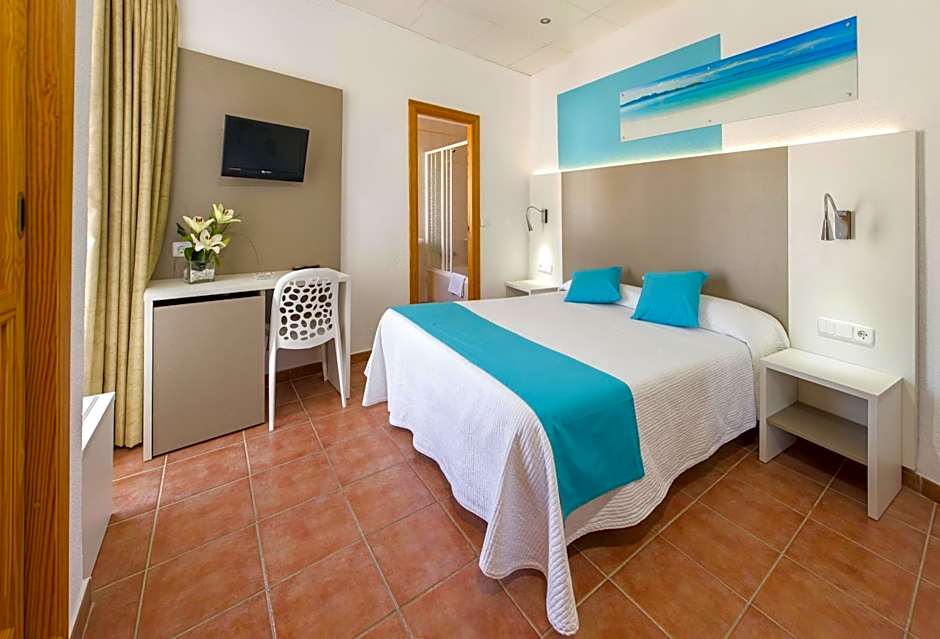 Hostal Adelino