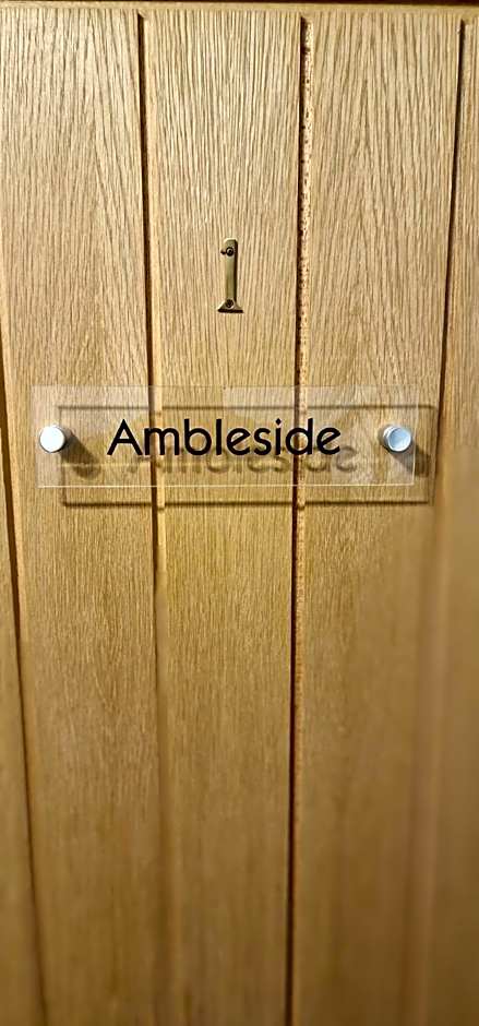 Bonny Brae House by Woodland Park