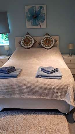 Deluxe Double Room with Shower