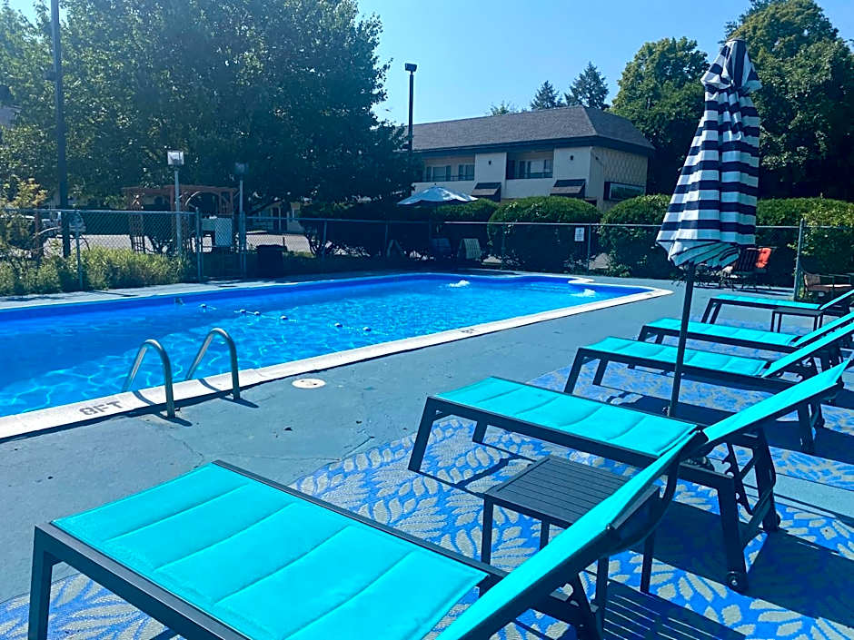 The Black Mountain Inn