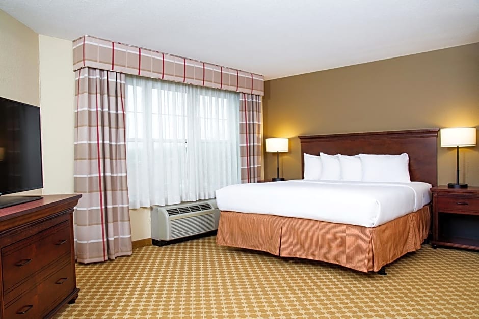 Country Inn & Suites by Radisson, Milwaukee West (Brookfield), WI