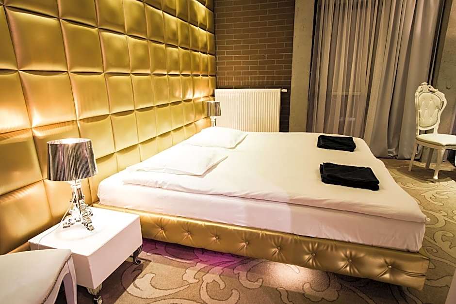 Hotel Ramka & Restaurant & Wine Bar