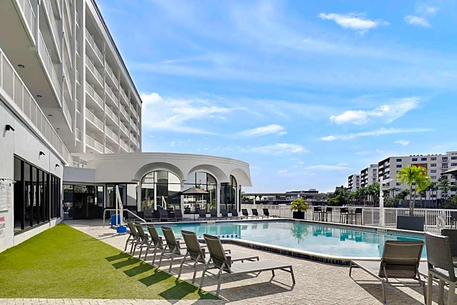 Hotel Tampa Riverwalk