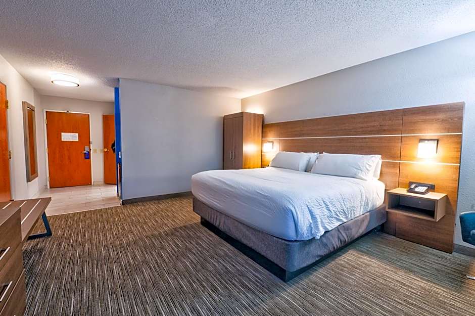 Holiday Inn Express Hotel & Suites Goshen By IHG