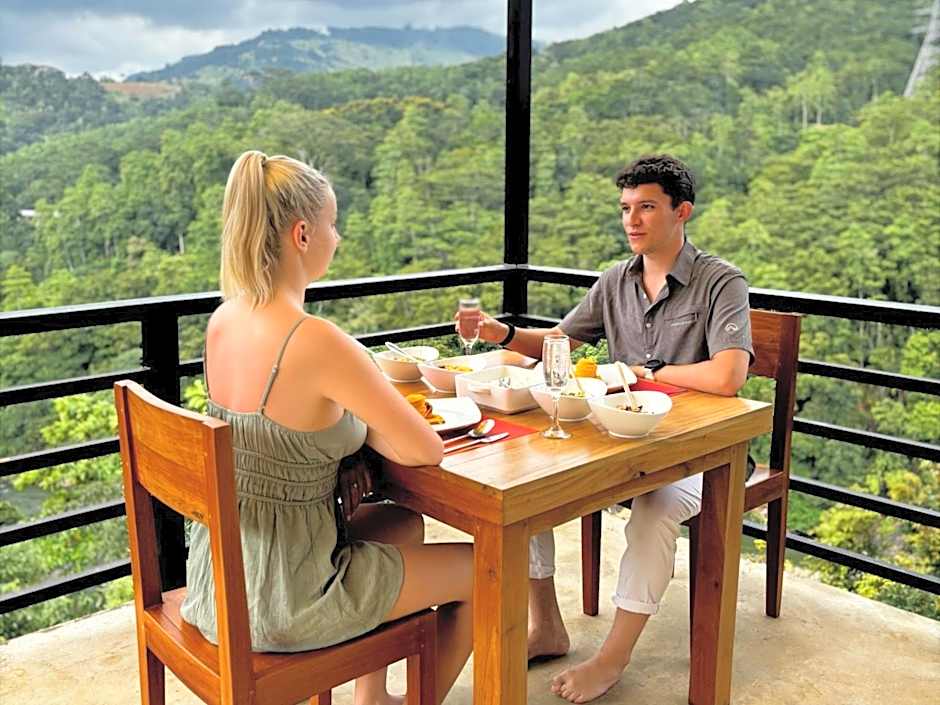 Aqua Dunhinda Villa & Nature Retreat