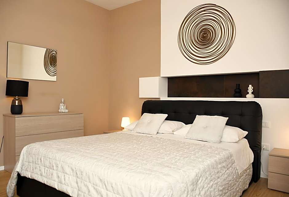 HABITAT- Apartments&Rooms