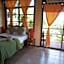Hotel La Colina