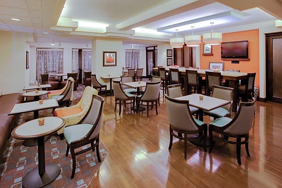 Hampton Inn Richmond-West Innsbrook