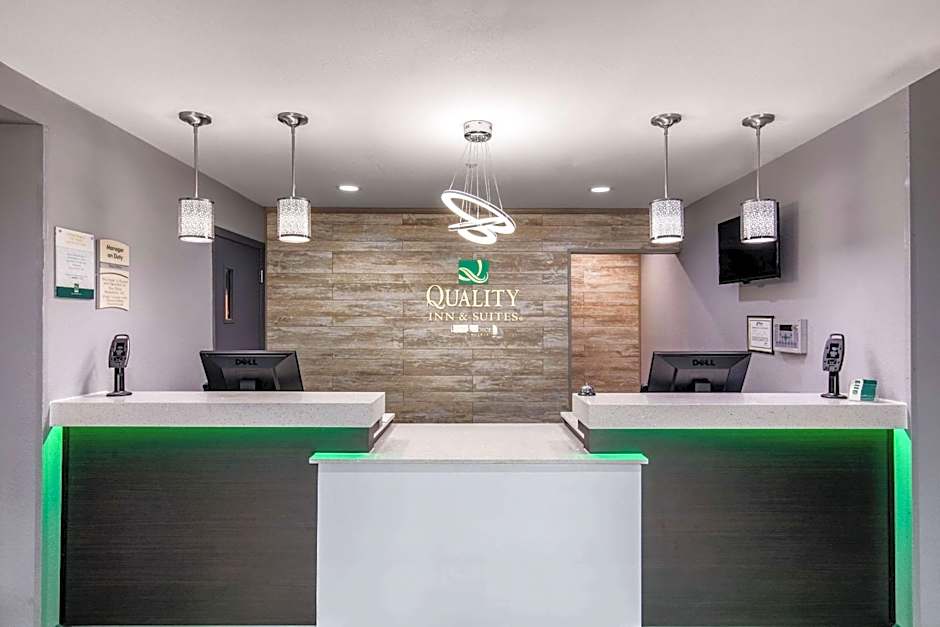 Quality Inn & Suites Plano