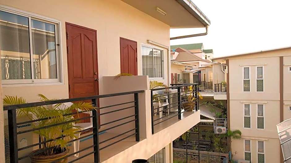 Bluebird Inn Pattaya
