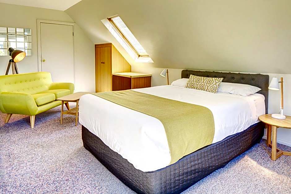 The Richmond Arms Hotel