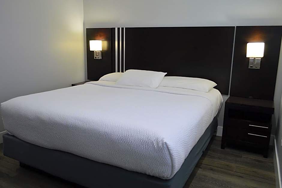 Fairview Inn & Suites