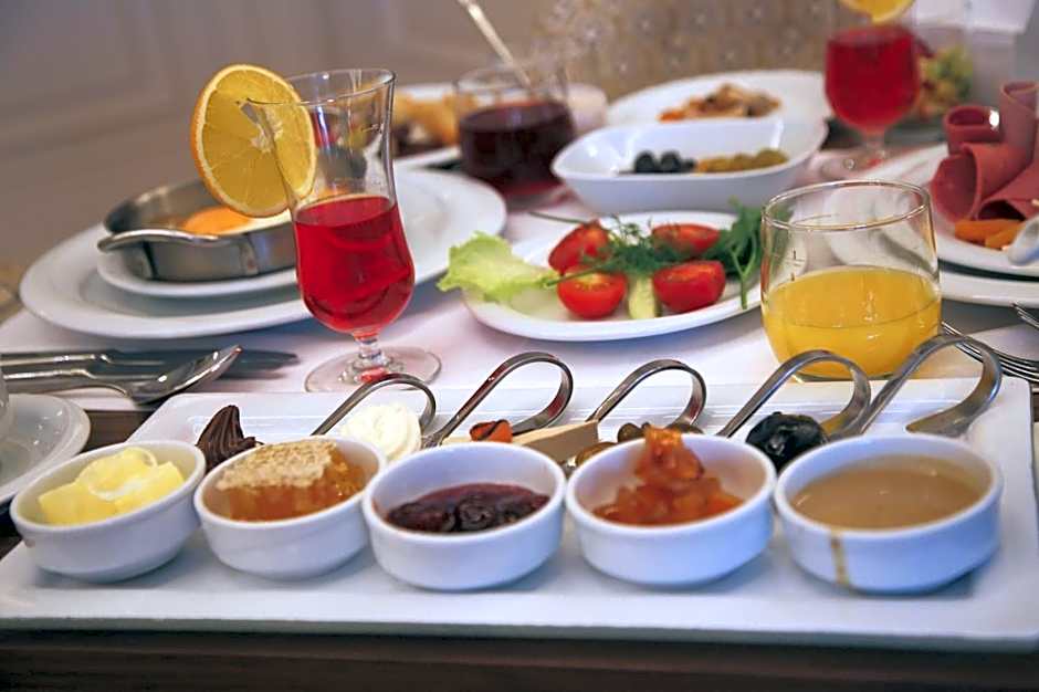 Morrian Hotel