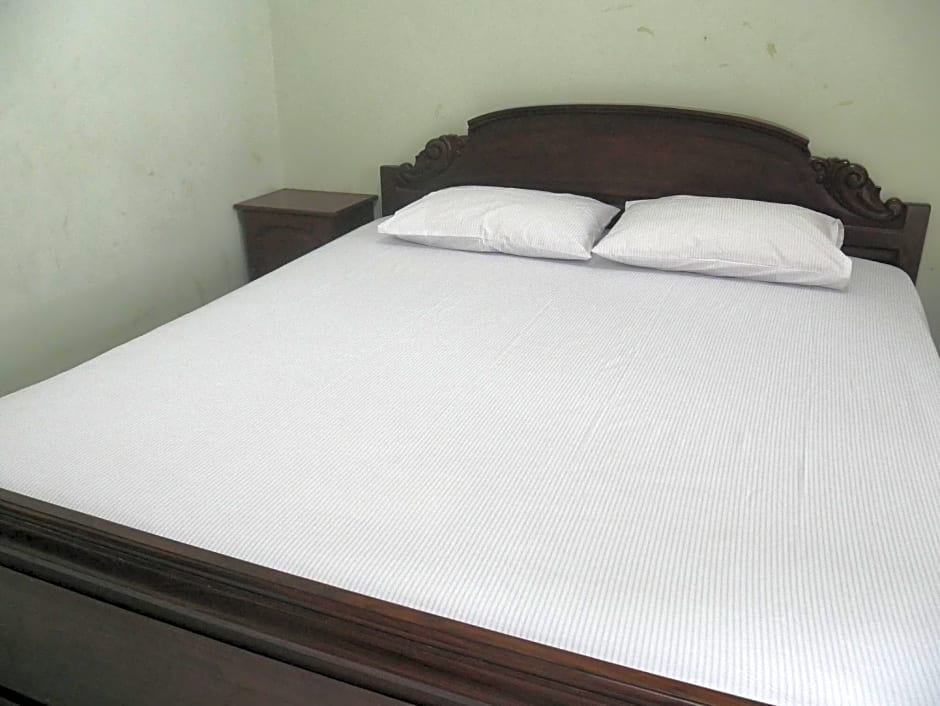 Hotel Garuda Syariah near Alun Alun Banjarnegara