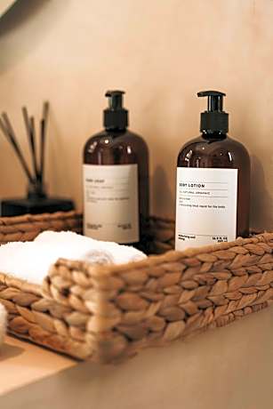 Suite with Lake View