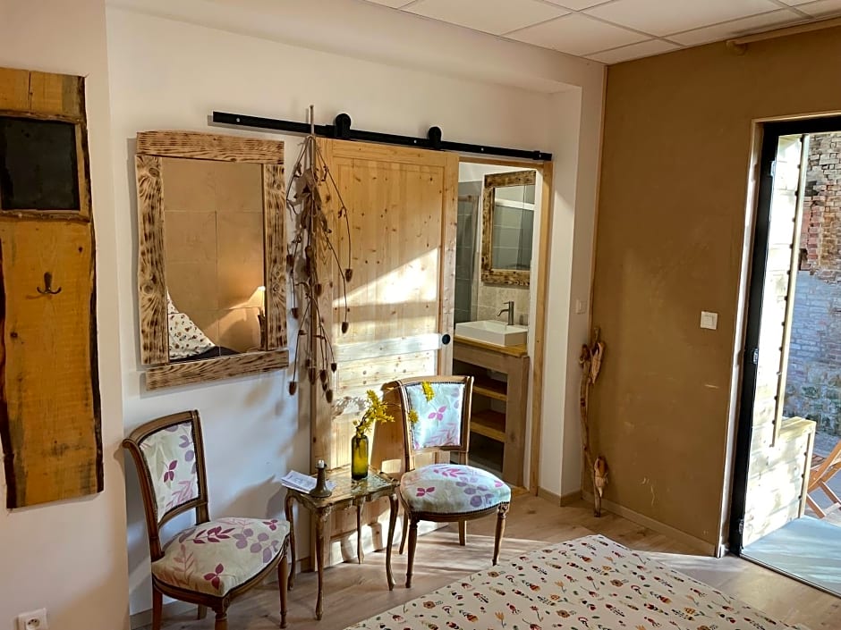 Double room on farm (La ferme du Tao)