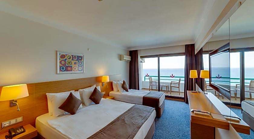 Hotel Grand Efe