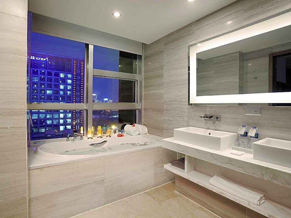 Novotel Zhengzhou Convention Centre Hotel